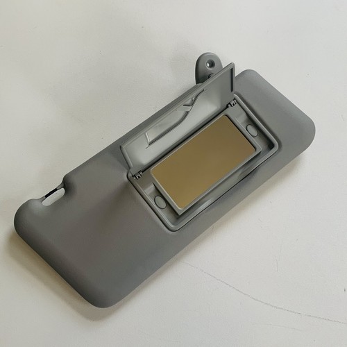 ✓ 2010-2013 SUZUKI GRAND VITARA Passenger Side RH Sun Visor