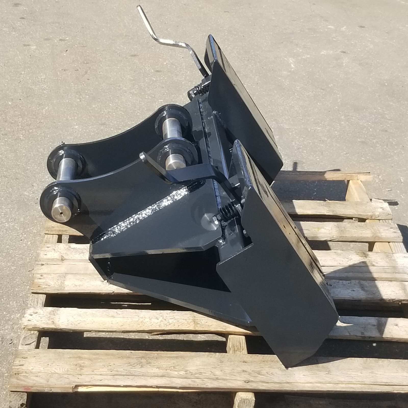 HITACHI ZX45, ZX50, ZX55, ZX60 EXCAVATOR TO SKID STEER QUICK HITACHI ZX45, ZX50, ZX55, ZX60 EXCAVATOR TO SKID STEER QUICK