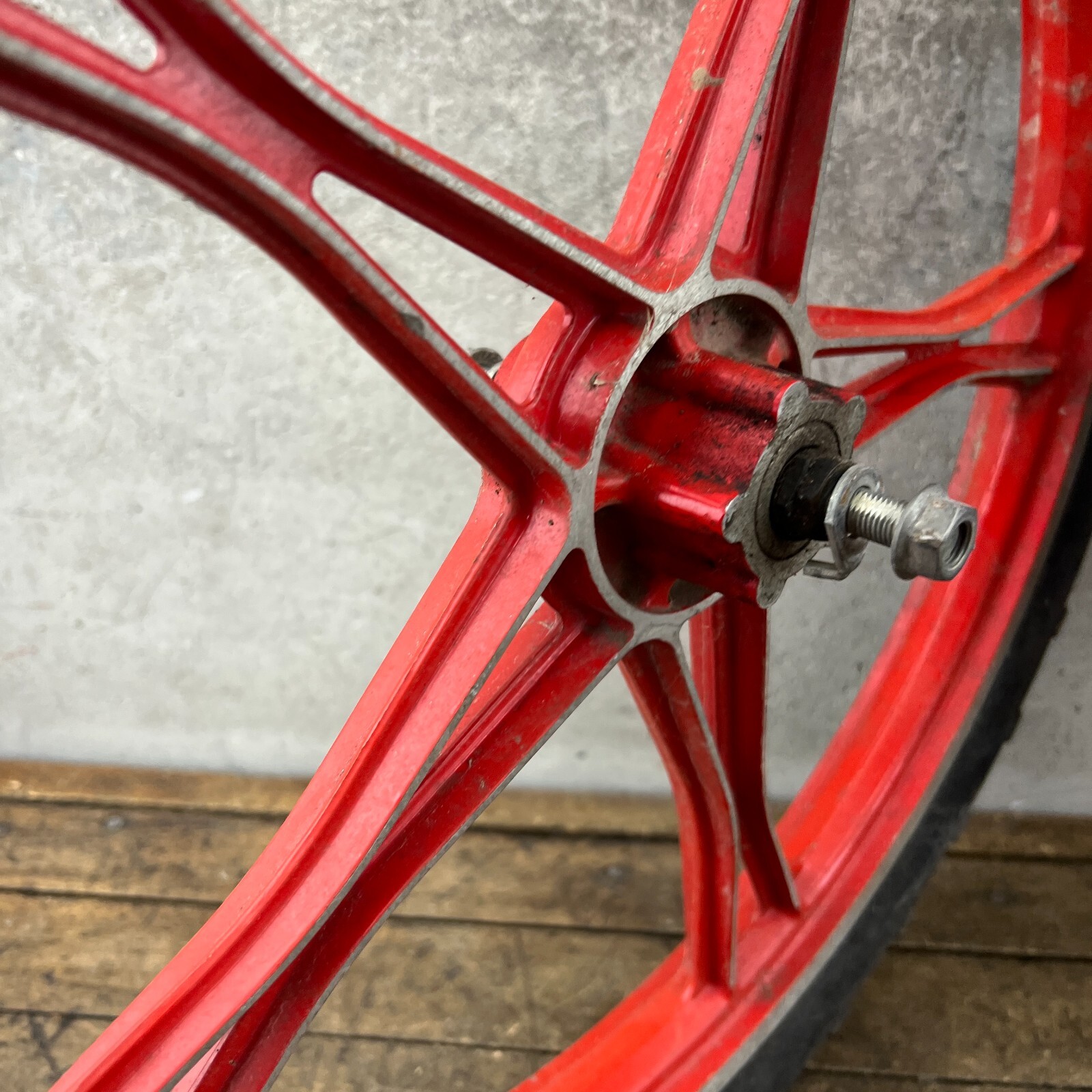 OLD BMXにLester ホイールレッド s-l1200.jpg