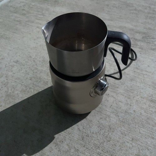 Breville Silver Milk Cafe Electric Frother Stainless Steel - BMF600XL No Lid