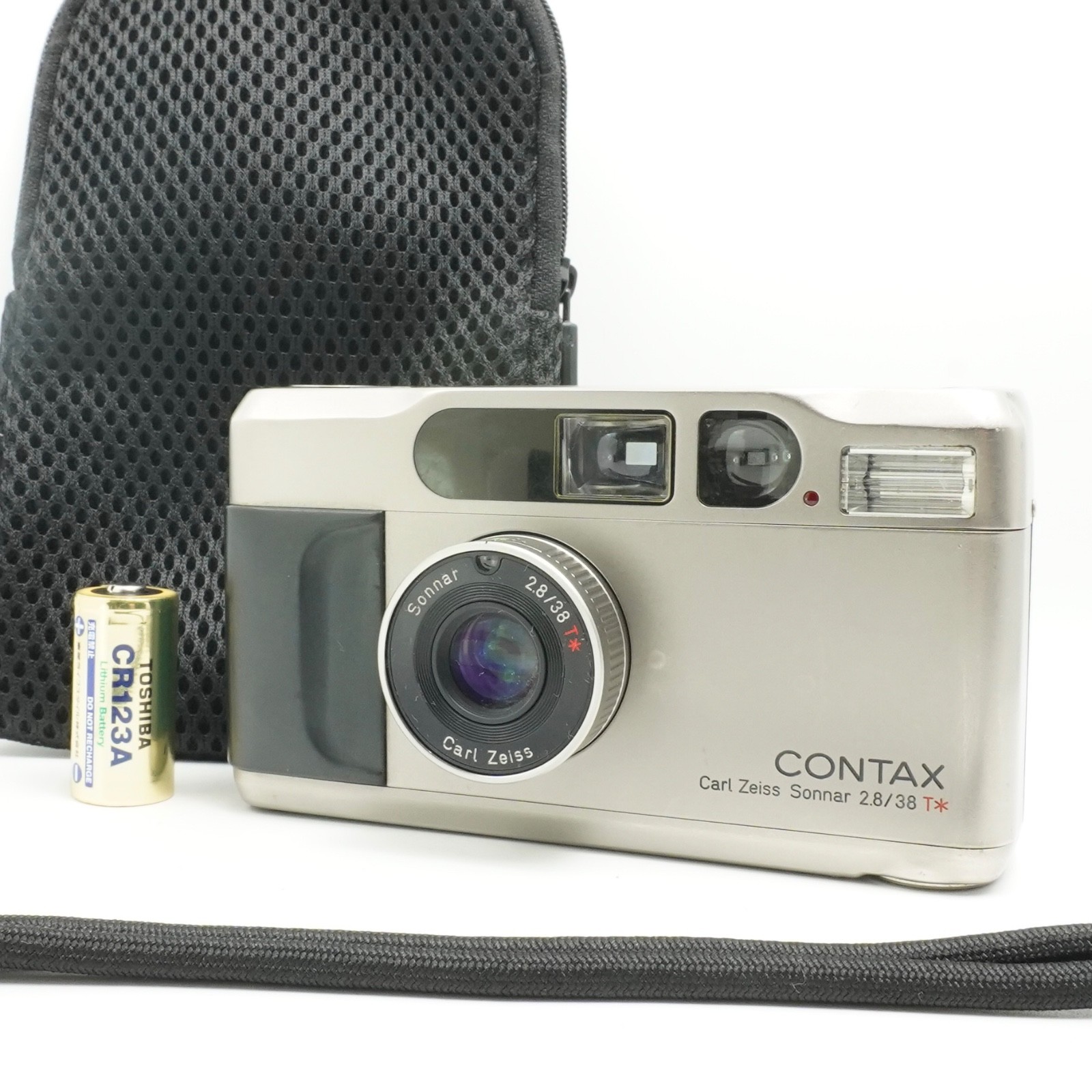 CONTAX T2 ゴールド Carl Zeiss Sonnar #1132 CONTAX T2 Carl Zeiss Sonnar 2.8/38 T Compact Film Camera