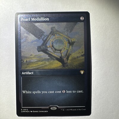 Pearl Medallion (Foil Etched) Commander Masters Foil