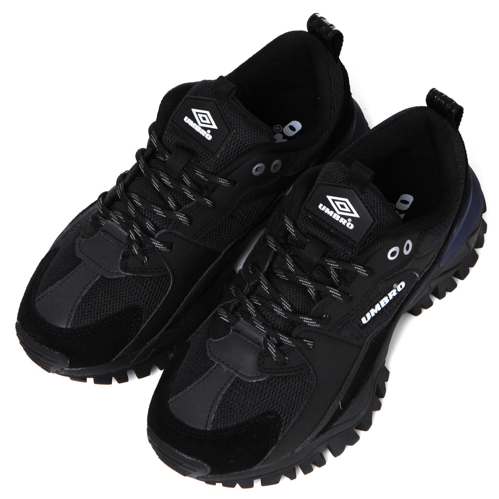 umbro bumpy black