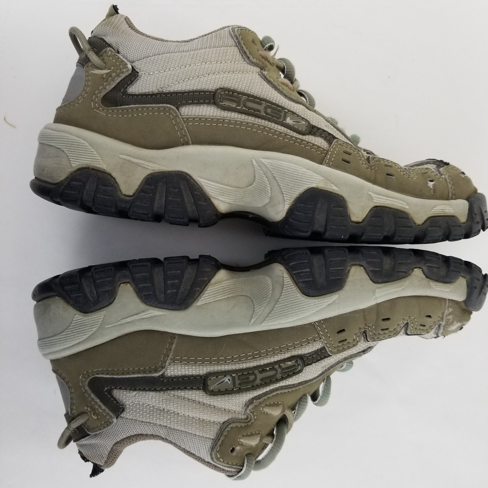 Nike air nike top hiking shoes womens