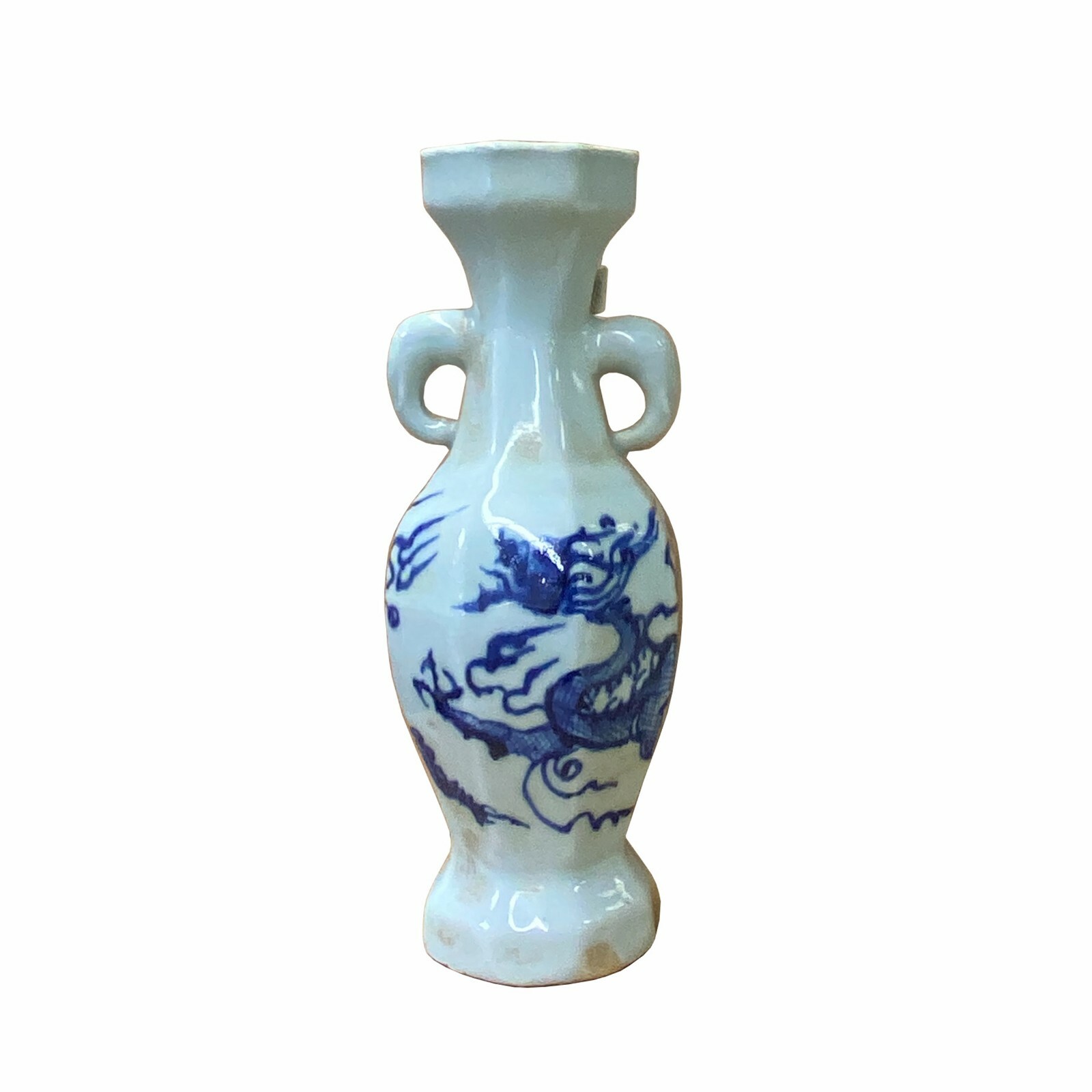 Chinese Blue White Porcelain Dragon Octagonal Round Shape Small Vase ws1630S Chinese Blue White Porcelain Dragon Octagonal Round Shape Small Vase ws1630S