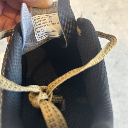 DSG Speed Viper Soccer Cleats Kids Size 2.5 Black Gold DSGYP21-BLK