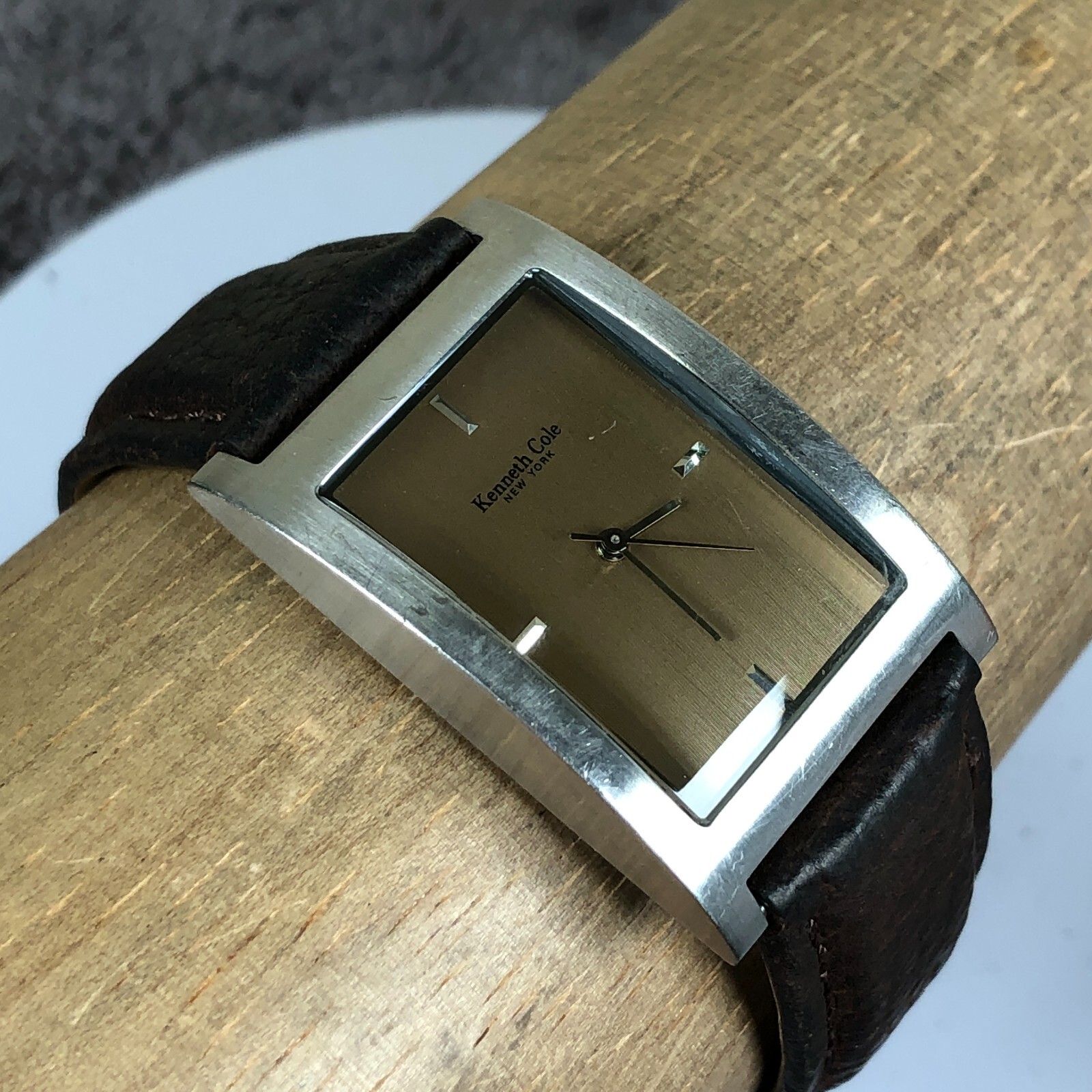 Kenneth Cole New York Men KCC1024 Silver Tone Brown Leather
