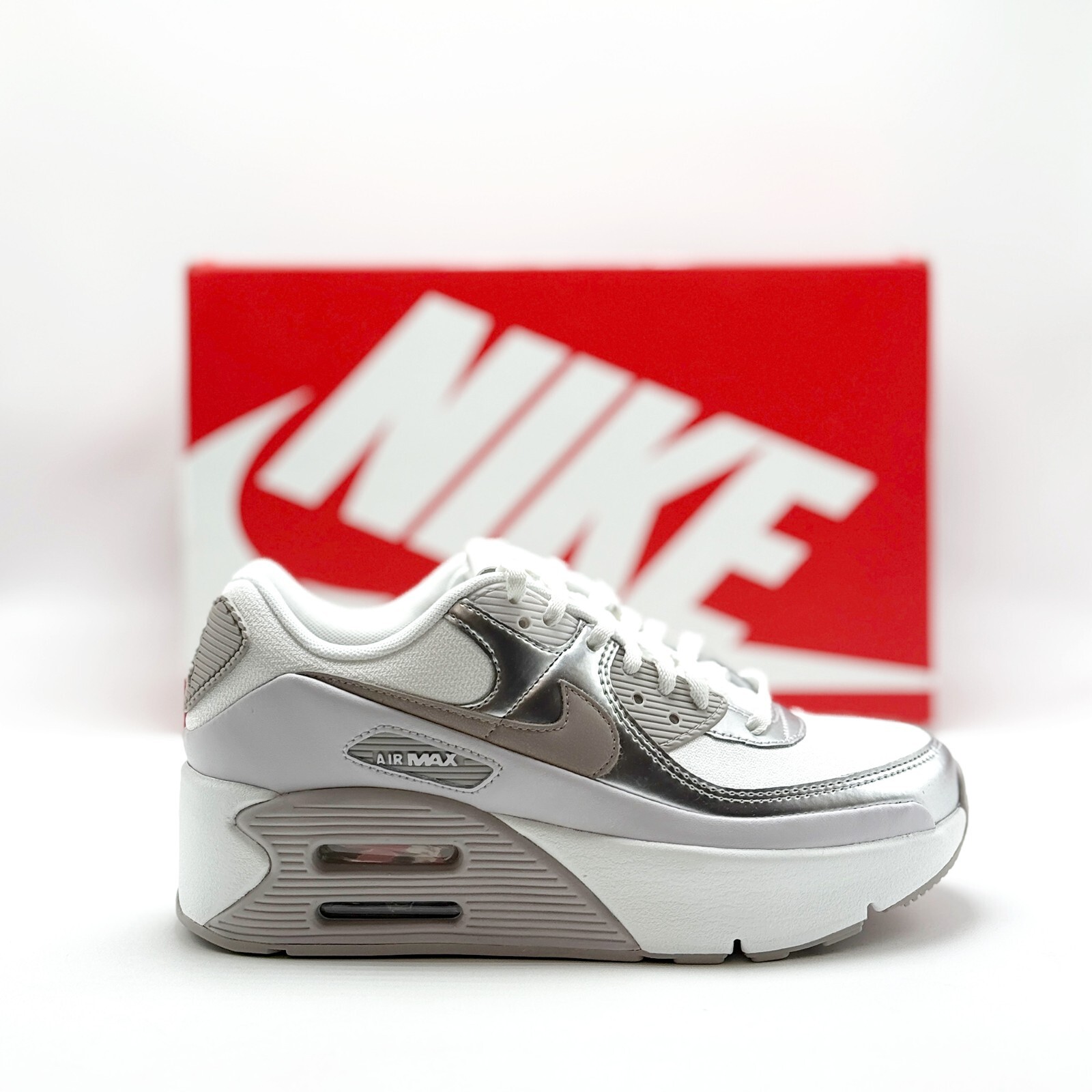 シューズ・サンダルその他 Nike Air Max 90 LV8 Women's Shoes IB0170-100 Amazon.com | Nike Air Max 90 LV8 Women's Shoes (IB0170-100