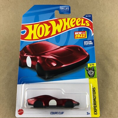 Hot Wheels Coupe Clip Red 101/250 1:64 Diecast Car Experimotors Series 2022