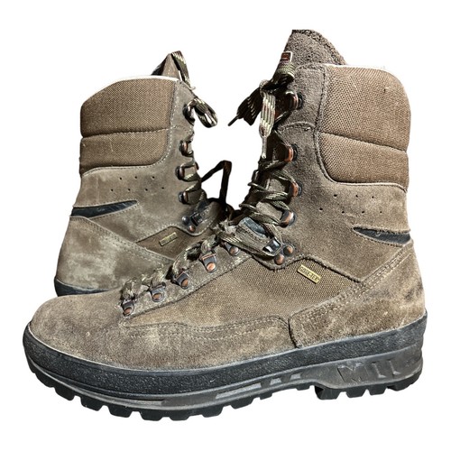 - Men's 12 B - Gore-tex