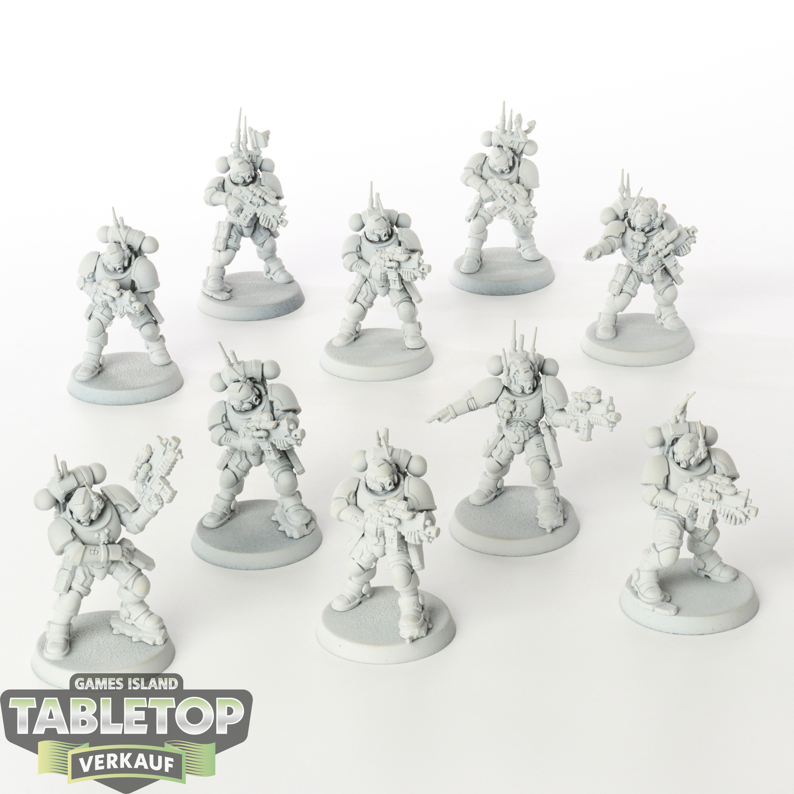 Space Marines - 10x Primaris Infiltrators - grundiert