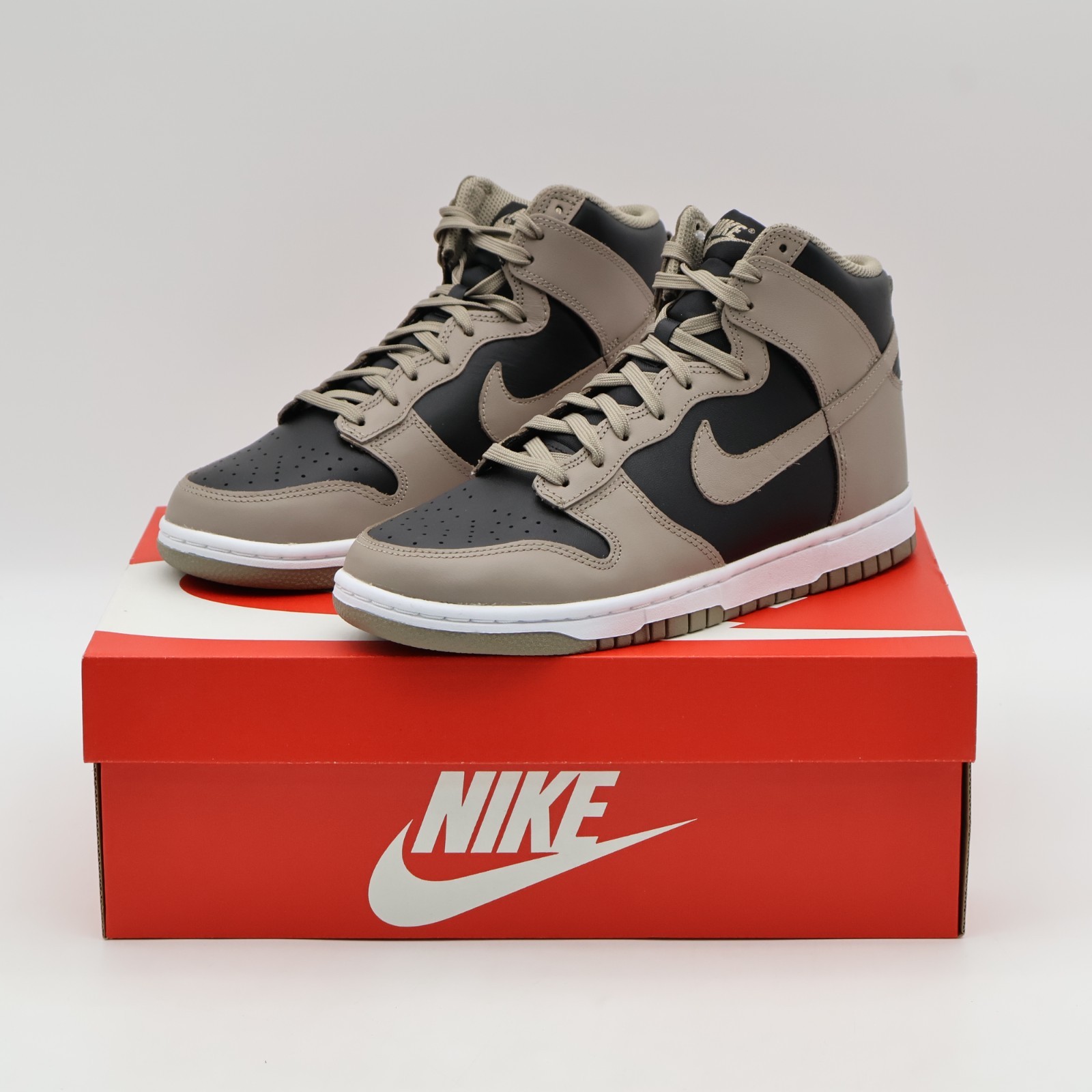 靴 Nike Women's Dunk High \"Moon Fossil\"25cm Women's Nike Dunk High “Moon Fossil” – The Darkside Initiative