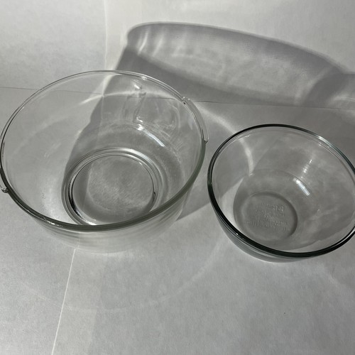 2366 Large And Small Clear Glass Mixing Bowls