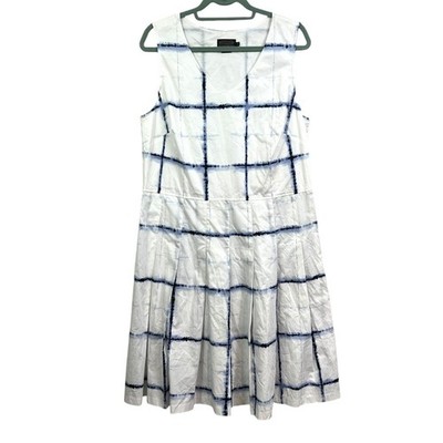 Pendleton Women's Dress White Blue Size 16 Cotton Sleeveless Pleated Grid