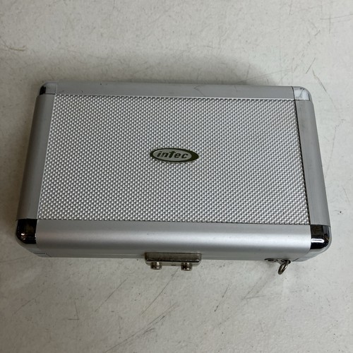 Nintendo 3DS DSi DS Lite Game Intec Hard Case Silver - Used