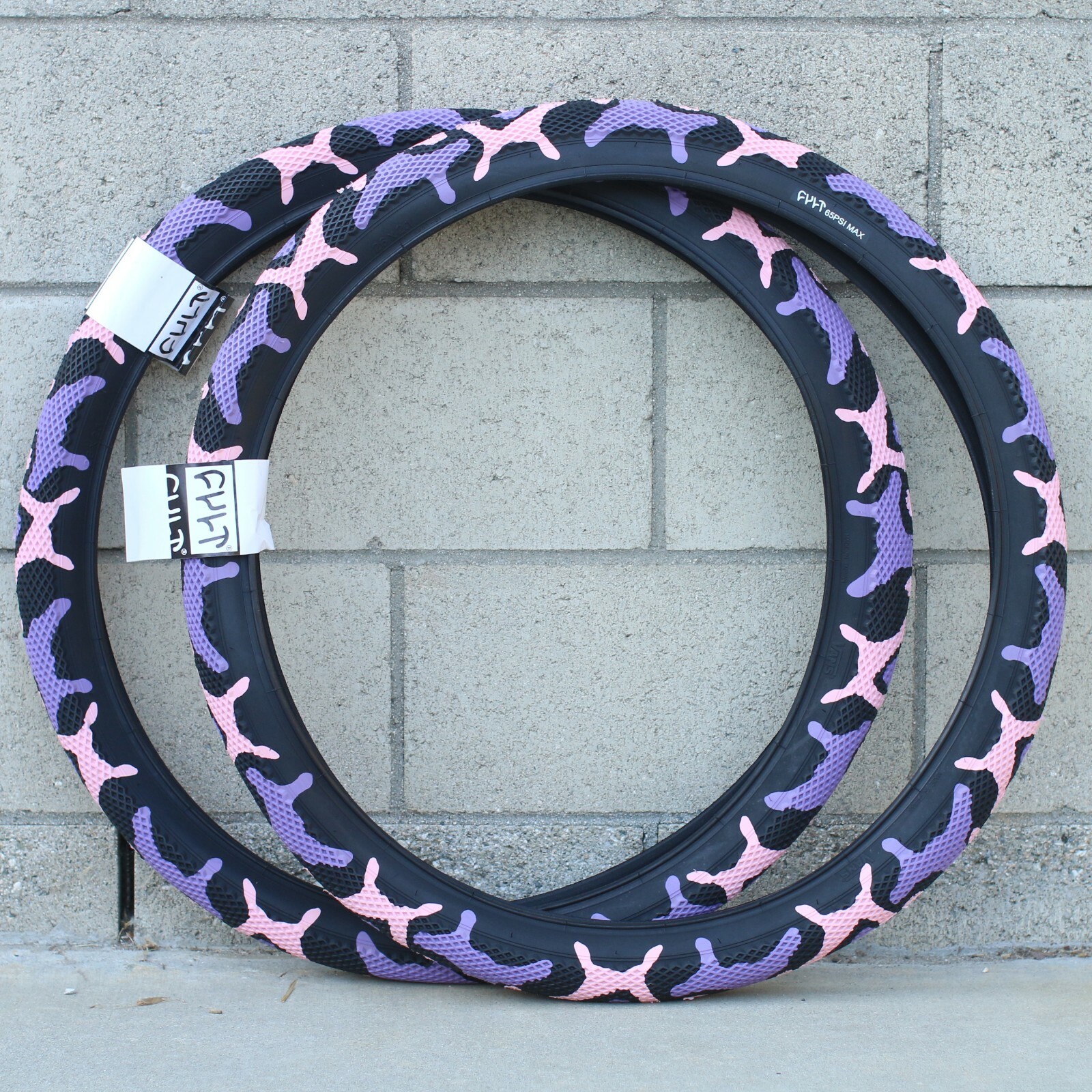 CULT BMX VANS 26 X 2 10 Purple Camo 27 290 133693300405