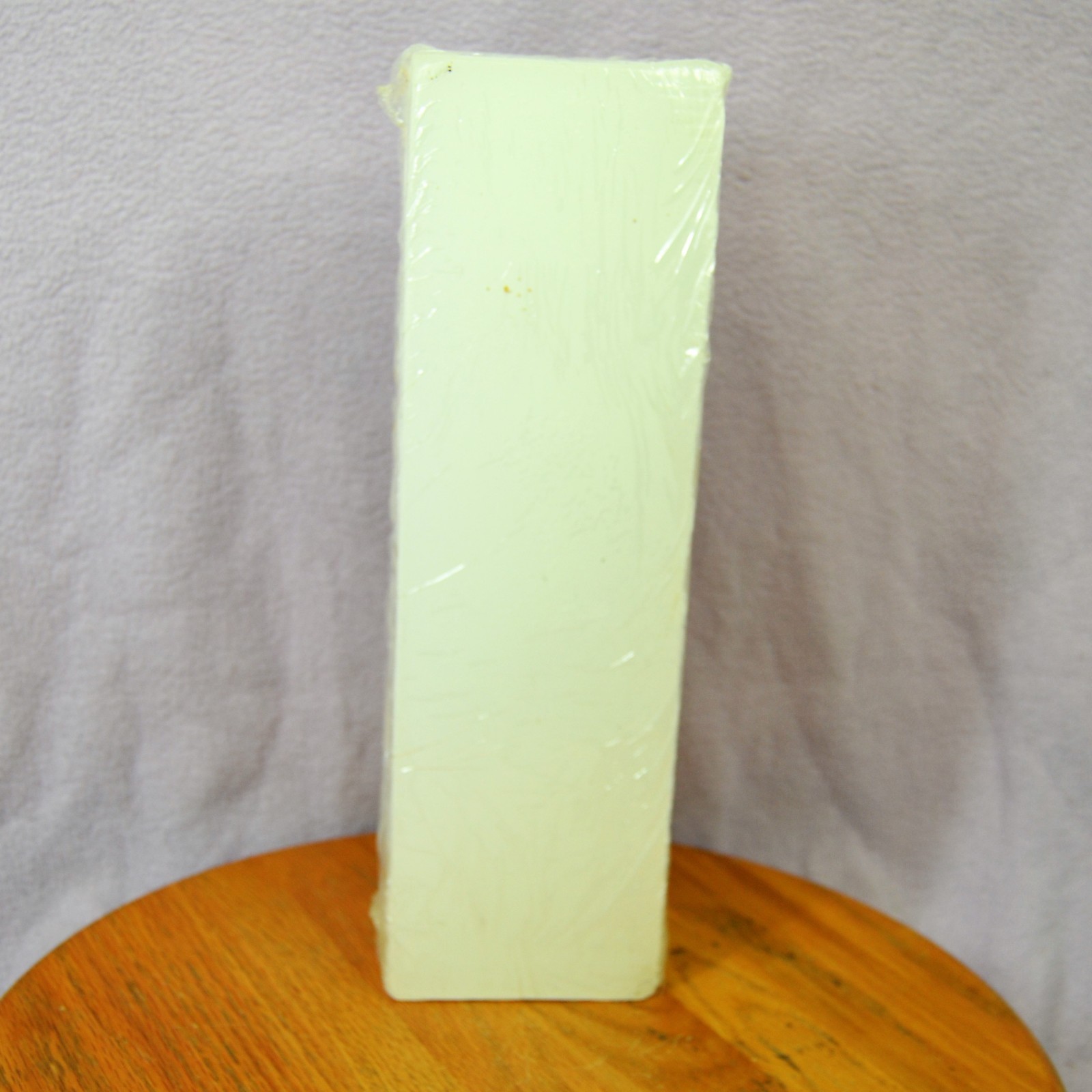 Yaley Enterprises Premium Candle Wax for Molded Candles 4 lb Block