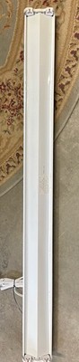 New Era Lighting Company Ltd Model No:15003 Fluorescent Shop Light Fixture 