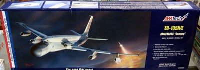 Amtech 1/72 EC-135N/E Aria/Alots Snoopy USAF Multi Engine Aircraft 729202