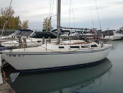 Catalina 30 (30 foot sailing boat)