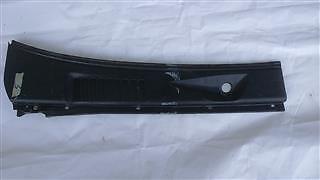 Calandre - Nissan Pickup (D22)(02.1998->) 98/2008 668113s110