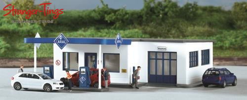 Piko Hobby ARAL Petrol Station Kit 1:87 Scale, HO Scale