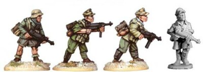 Artizan Designs - SWW003 - Deutsches Afrika Korps with SMG - DAK Bolt Action