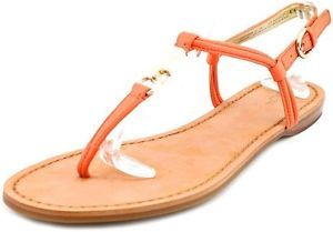 Sandalias de cuero de mujer Coach y Flip Flops
