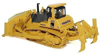 Komatsu D475A-5EO Dozer with Ripper - White First Gear 1:50 Scale