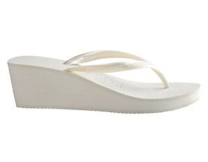 Women's Solid Rubber Sandals and Flip Flops