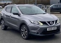 2016 Nissan Qashqai 1.5 dCi Tekna 5dr ++ PANROOF / NAV / CAMERA / ULEZ HATCHBACK