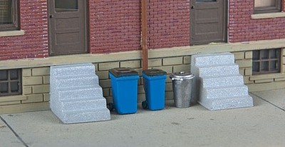 Walthers SceneMaster 949-4127 HO Scale Garbage Cans & Recycling Bins -- Kit (20)
