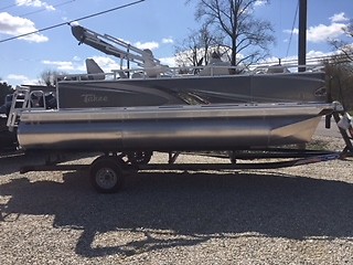 18ft Tahoe Fishing Pontoon boat with trailer 2018 NEW