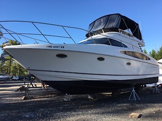 2004 Regal 3880 Commodore