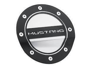 Drake Muscle Cars FR3Z-6640526-MB Fuel Door Comp Series Black/Silver Mustang