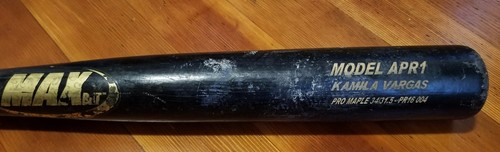 Kennys Vargas Game Used Baseball Bat Rare Daughters name Minnesota Twins Japan