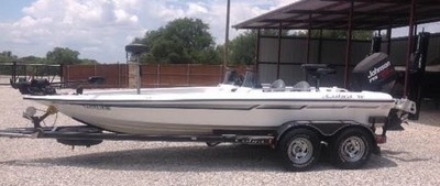 1998 Cobra Viper Bass Fishing Boat with Talons and 2 Sonars in Great Condition!