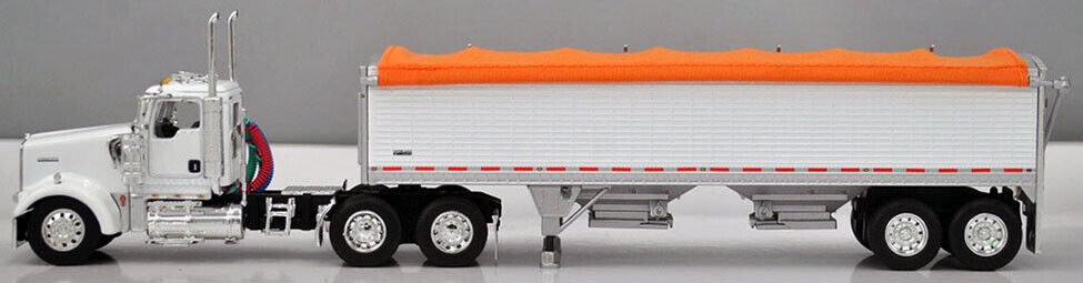 DCP / FIRST GEAR 1/64 SCALE W-900 KENWORTH DAY CAB WITH WILSON 34' GRAIN TRAILER