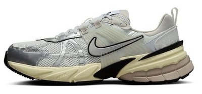 Мужские кроссовки Nike V2K Run Summit Белый/серебристый металлик (HJ4497 100)