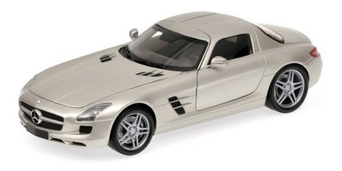 Minichamps Contemporary Diecast Cars, Trucks and Vans