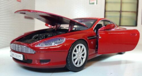 Auto di modellismo statico scala 1:24 Aston Martin