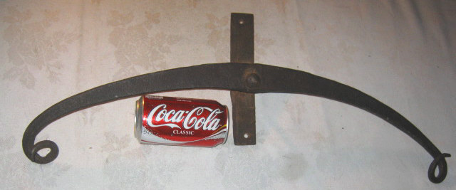 ANTIQUE PRIMITIVE CAST IRON FIRE HEARTH PIG TAIL KETTLE CAULDRON