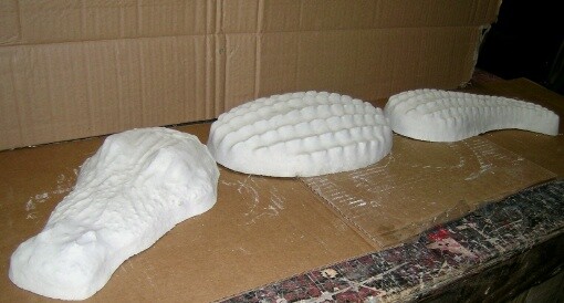 CONCRETE CEMENT MOLDS SMALL GATOR  MOLD