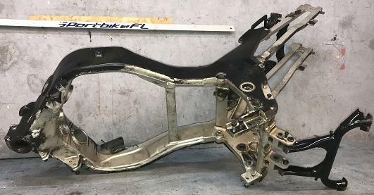のあページ 95-01 KAWASAKI NINJA ZX11 ZX1100FRAME CHASSIS CLN EZ FRAME