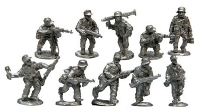 Боец Второй мировой войны: мини-металлический солдат из Германии №16