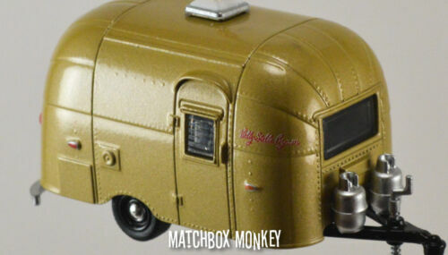 CAMION Semi-remorque 1/43 UNIC T270A2 1970-1974 Semi bétaillère