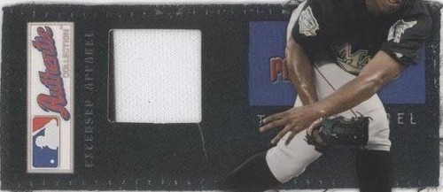 2004 Fleer Patchworks - Dontrelle Willis #LA-DW