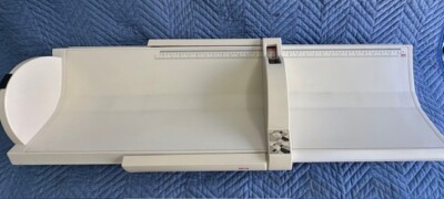 Seca 416 Infantometer for measuring babies and toddlers.