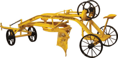 Caterpillar No.4 Hi-Way Patrol Grader ''BLACK WHEELS'' 1/16 - Spec Cast  #CUST1163