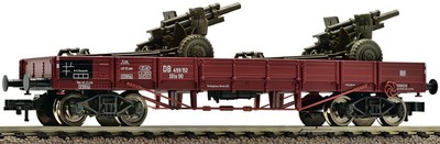 5262 04 Niederbordwagen XX beladen mit zwei M 101DB 31711